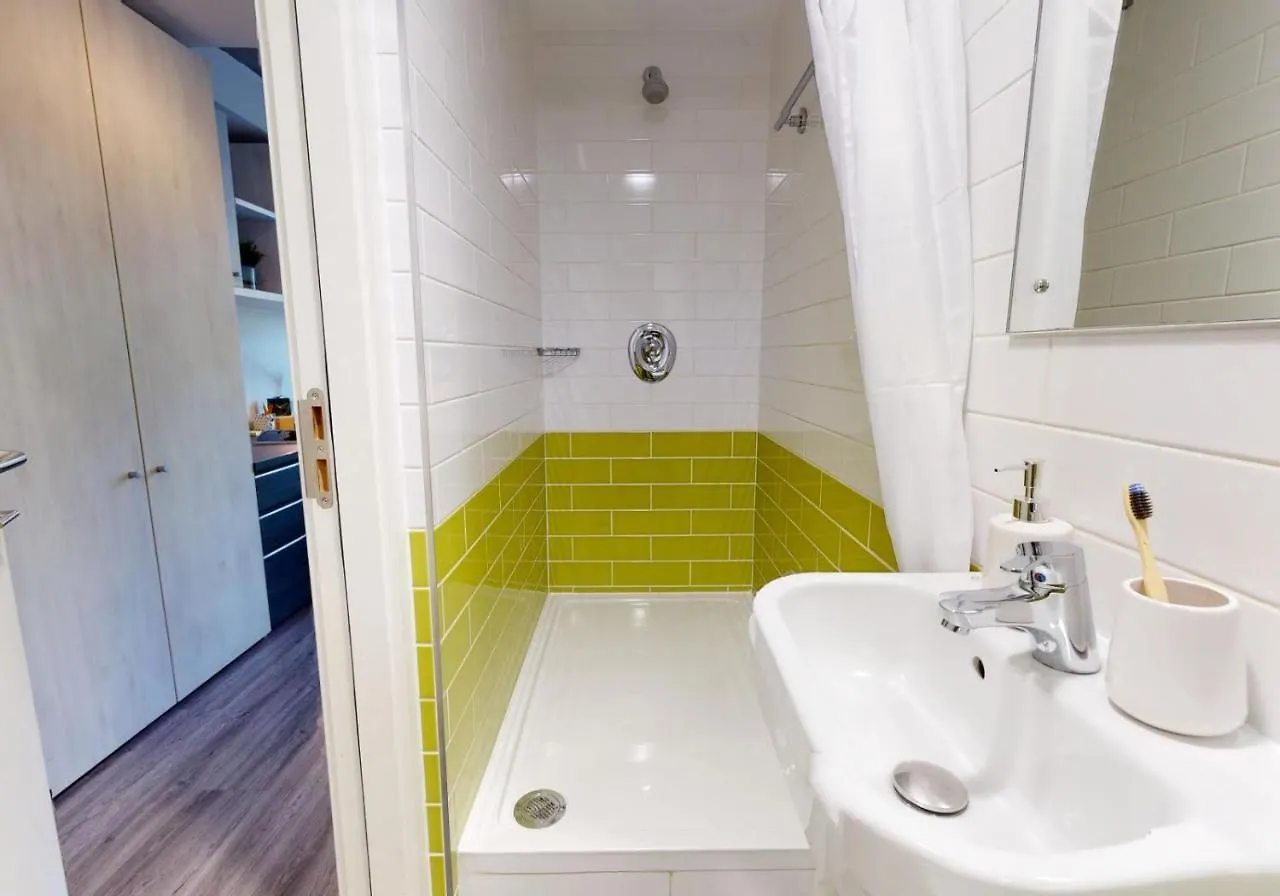 Stunning Aldgate Studio - Free Wifi And Gym! - Iq Aldgate